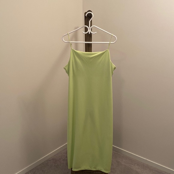 H&M Dresses & Skirts - H&M